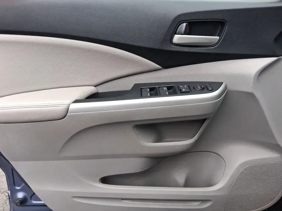 2013 Honda CR-V EX-L (2HKRM4H74DH) with an 2.4L I-4 DOHC engine, 5-Speed Automatic transmission, located at 1184 Kauffman Ave, Fairborn, OH, 45324, (937) 908-9800, 39.807072, -84.030914 - Picture your next weekend: a quick run up I75 for a Dayton Dragons game, a family trip to Treasure Island Park, or a snowy school-morning commute across Troy-without stressing about space, comfort, or traction. This 2013 Honda CRV EXL in Twilight Blue Metallic is the kind of do-it-all SUV that fits - Photo#18