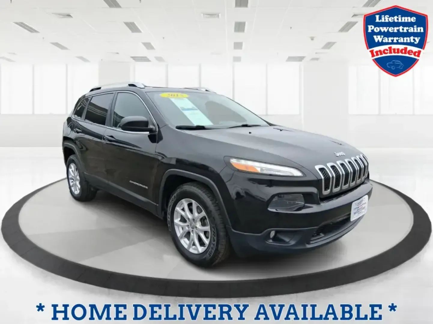 2015 Jeep Cherokee Latitude (1C4PJMCBXFW) with an 2.4L L4 DOHC 16V engine, 9-Speed Automatic transmission, located at 1230 East Main St, Xenia, OH, 45385, (937) 908-9800, 39.688026, -83.910172 - Weekend escapes to John Bryan State Park, snowy school runs, and everyday commuting up US35 feel a lot easier when you're driving a capable crossover that's comfortable, confident, and ready for Ohio weather. This 2015 Jeep Cherokee Latitude is a smart fit for busy families in Beavercreek, professio - Photo#0