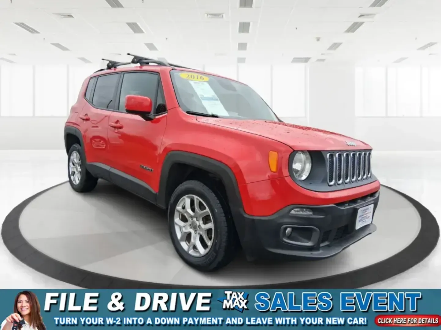 2016 Jeep Renegade Latitude (ZACCJBBT1GP) with an 2.4L L4 DOHC 16V engine, 6M transmission, located at 1184 Kauffman Ave, Fairborn, OH, 45324, (937) 908-9800, 39.807072, -84.030914 - Picture your next Ohio weekend: a quick commute from Fairborn to Wright-Patterson AFB during the week, then a spontaneous road trip to Yellow Springs or an afternoon exploring the trails near John Bryan State Park when the weather's perfect. This 2016 Jeep Renegade Latitude in bold Colorado Red is b - Photo#0