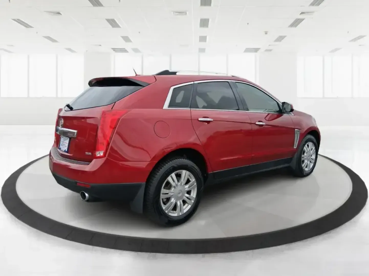 2013 Cadillac SRX Luxury Collection (3GYFNGE3XDS) with an 3.6L V-6 gasoline direct injection engine, 6-Speed Automatic transmission, located at 1230 East Main St, Xenia, OH, 45385, (937) 908-9800, 39.688026, -83.910172 - Make every day feel a little more first-class-whether you're commuting from Xenia to Beavercreek, planning a family run to the Greene County Fairgrounds, or loading up for a weekend getaway through Clifton Gorge. This 2013 Cadillac SRX Luxury Collection is the kind of SUV that fits real life: comfor - Photo#2