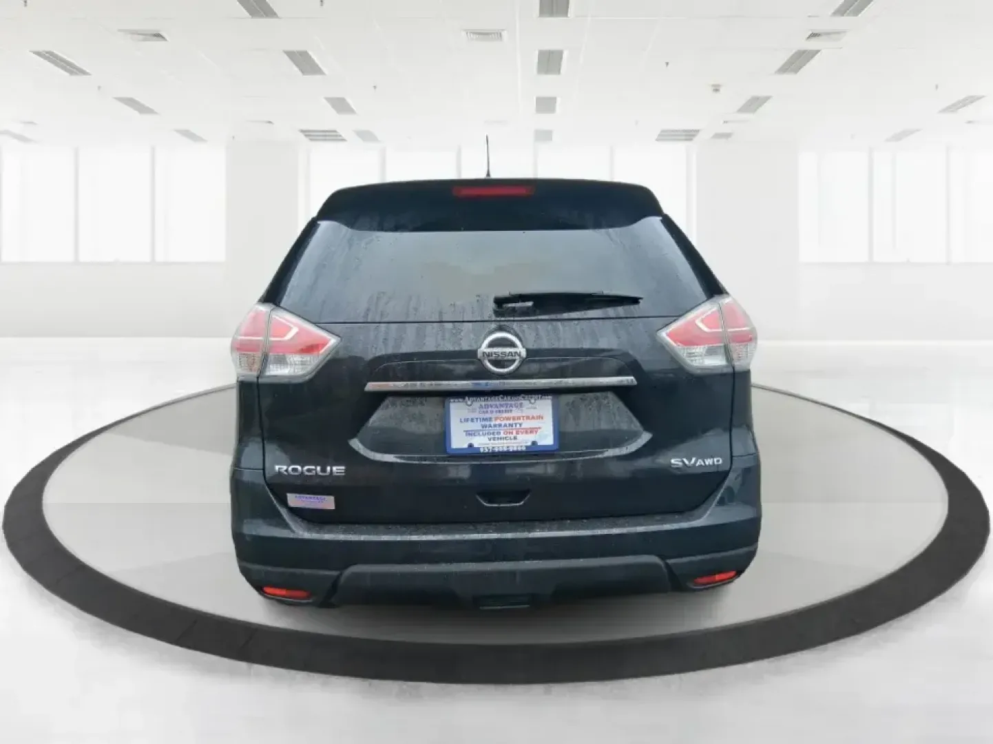 2016 Nissan Rogue SV (KNMAT2MV9GP) with an 2.5L I-4 DOHC engine, CVT transmission, located at 880 E. National Road, Vandalia, OH, 45377, (937) 908-9800, 39.891918, -84.183594 - Need a dependable SUV that fits real life in Vandalia-school drop-offs, long commutes to Dayton, and weekend getaways up I75-without the stress of traditional bank hurdles? This 2016 Nissan Rogue SV in Magnetic Black is a smart, versatile choice for busy families, frequent travelers, and budget-cons - Photo#3