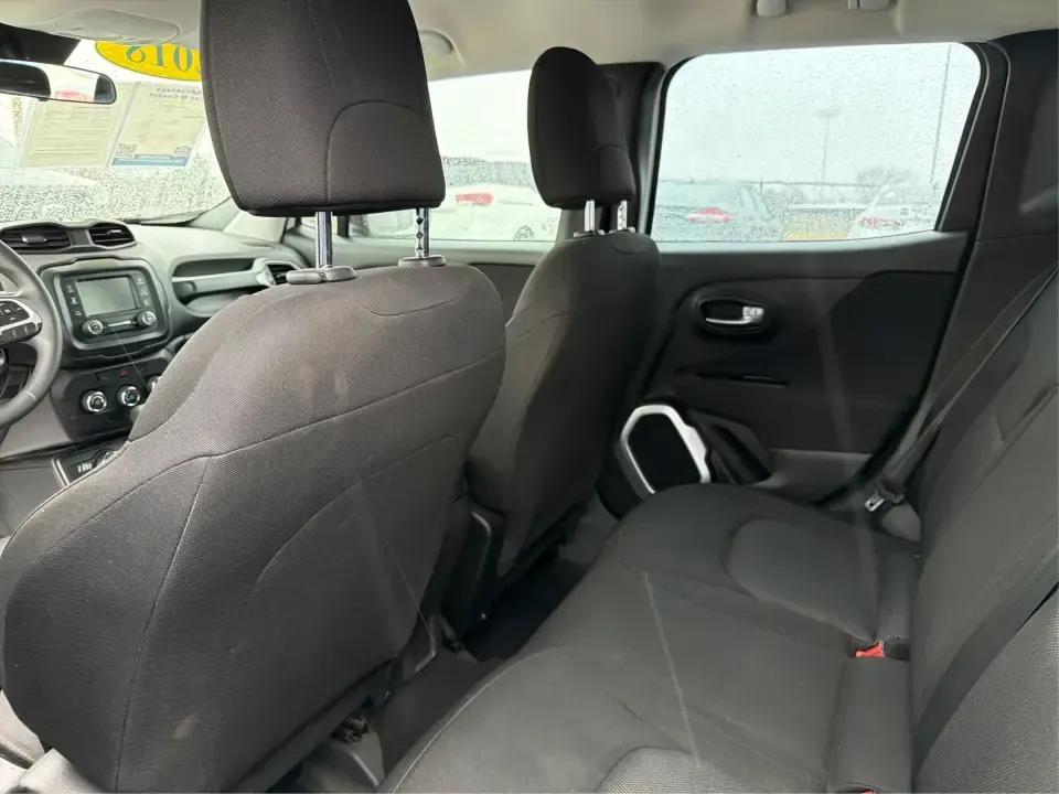 2018 Jeep Renegade Sport 4x4 (ZACCJBAB5JP) with an 2.4L L4 DOHC 16V engine, 6M transmission, located at 4508 South Dixie Dr, Moraine, OH, 45439, (937) 908-9800, 39.689976, -84.218452 - Ready for weekend adventures at Englewood MetroPark, snowy commutes up I75, or a spontaneous road trip down U.S. Route 40? This 2018 Jeep Renegade Sport 4x4 is the kind of compact SUV that fits real life in Vandalia, OH-easy to park around town, confident when the weather turns, and versatile enough - Photo#10