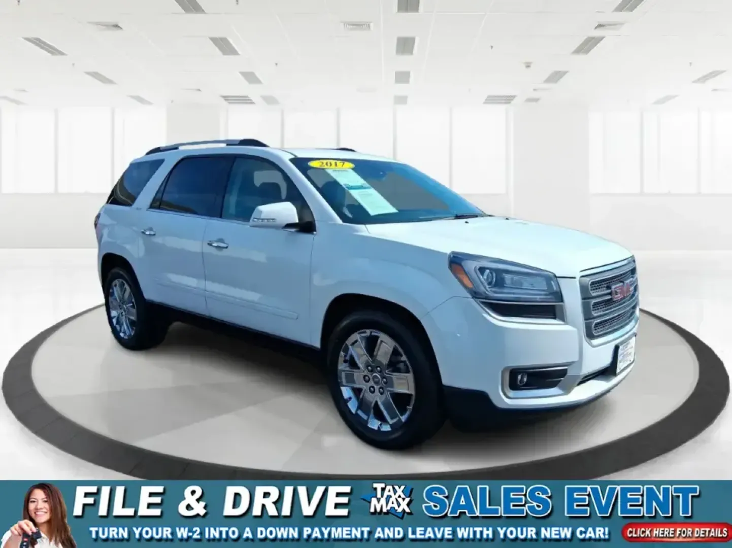 2017 GMC Acadia Base (1GKKVSKD1HJ) with an 3.6L V6 DOHC 24V engine, 6A transmission, located at 1951 S Dayton Lakeview Rd., New Carlisle, OH, 45344, (937) 908-9800, 39.890999, -84.050255 - Load up the family, point the hood toward I70, and make every mile feel easy in this 2017 GMC Acadia-an SUV that's built for real life in and around New Carlisle, Ohio. Whether you're doing school drop-offs, commuting toward Dayton, or planning a weekend run to Buck Creek State Park, this Acadia giv - Photo#0