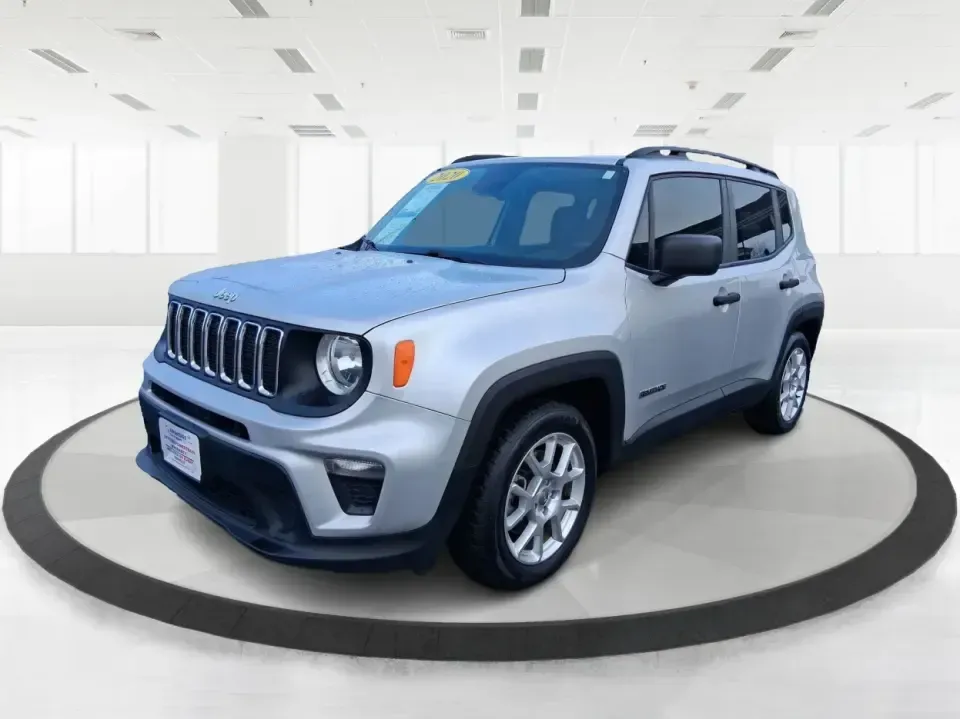 2020 Jeep Renegade Sport FWD (ZACNJAAB1LP) with an 2.4L L4 DOHC 16V engine, 9A transmission, located at 1951 S Dayton Lakeview Rd., New Carlisle, OH, 45344, (937) 908-9800, 39.890999, -84.050255 - Picture your next weekend: you're cruising from New Carlisle to Springfield for errands, then heading back on I70 with the cargo area packed for a family cookout at George Rogers Clark Park. If you need a compact SUV that's easy to park, comfortable for daily commuting, and ready for spontaneous roa - Photo#7