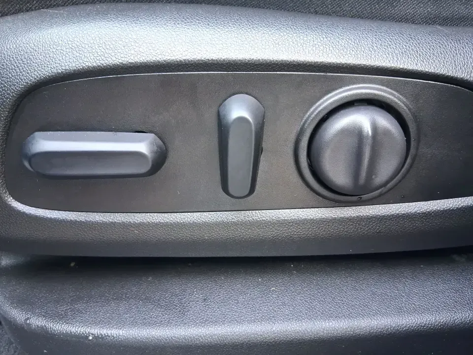 2018 GMC Terrain SLE (3GKALMEV9JL) with an 1.4L L4 DOHC 16V TURBO engine, 6A transmission, located at 880 E. National Road, Vandalia, OH, 45377, (937) 908-9800, 39.891918, -84.183594 - Ready for a commute that feels easier, a weekend that packs more adventure, and a family schedule that runs smoother? This 2018 GMC Terrain SLE is the kind of compact SUV that fits real life in Piqua-whether you're heading down I75 for work, running errands along N County Rd 25A, or loading up for a - Photo#19