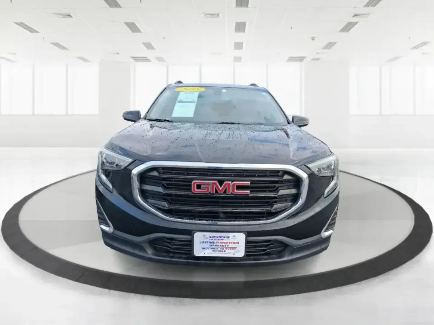 2018 GMC Terrain SLE (3GKALMEV9JL) with an 1.4L L4 DOHC 16V TURBO engine, 6A transmission, located at 401 Woodman Dr, Riverside, OH, 45431, (937) 908-9800, 39.760899, -84.123421 - Ready for a commute that feels easier, a weekend that packs more adventure, and a family schedule that runs smoother? This 2018 GMC Terrain SLE is the kind of compact SUV that fits real life in Piqua-whether you're heading down I75 for work, running errands along N County Rd 25A, or loading up for a - Photo#7