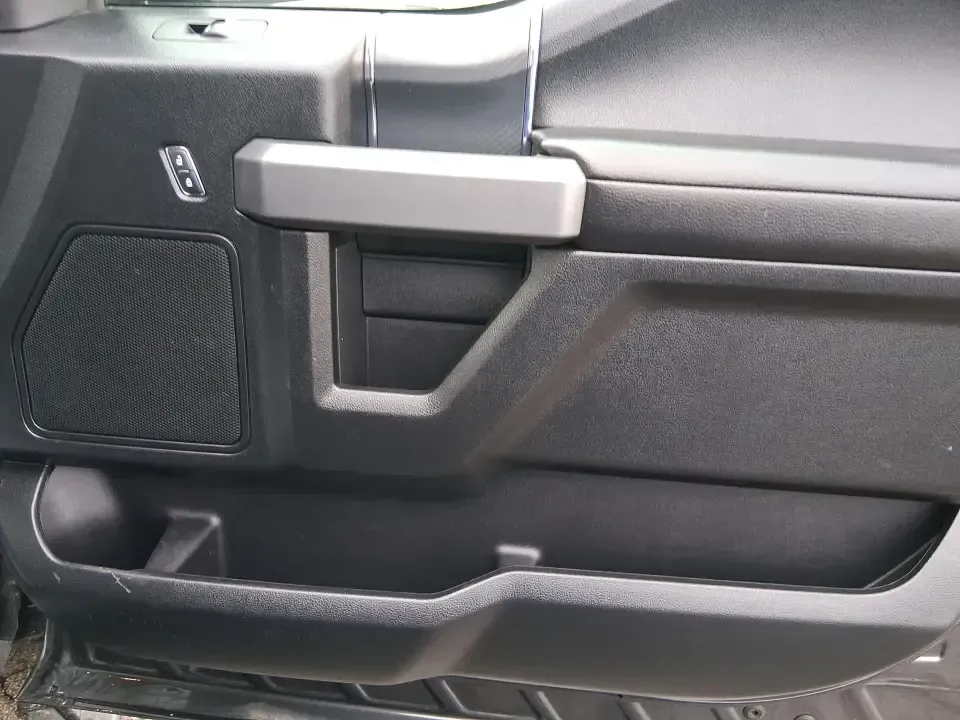 2018 Ford F-150 XLT (1FTEW1EG0JF) with an 3.5L V6 TURBO engine, 6A transmission, located at 880 E. National Road, Vandalia, OH, 45377, (937) 908-9800, 39.891918, -84.183594 - Built for Ohio workweeks and weekend getaways, this 2018 Ford F-150 XLT Crew Cab is the kind of truck that fits real life-hauling home-improvement supplies, towing the toys for a day at the lake, or cruising I-75 with the whole crew in comfort. Finished in Stone Gray and powered by a responsive 3.5L - Photo#19