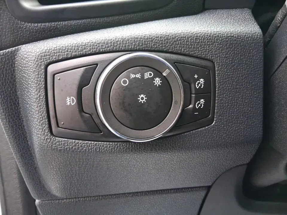 2019 Ford EcoSport SE AWD (MAJ6S3GL7KC) with an 2.0L L4 DOHC 16V engine, 6A transmission, located at 8750 N County Rd 25A, Piqua, OH, 45356, (937) 908-9800, 40.164391, -84.232513 - Need a small SUV that fits downtown parking spots, handles Ohio weather, and still has room for groceries, sports gear, or a weekend bag? This 2019 Ford EcoSport SE AWD in Diamond White is a smart pick for commuters, first-time buyers, and growing families who want confident traction, easy maneuvera- Photo#16