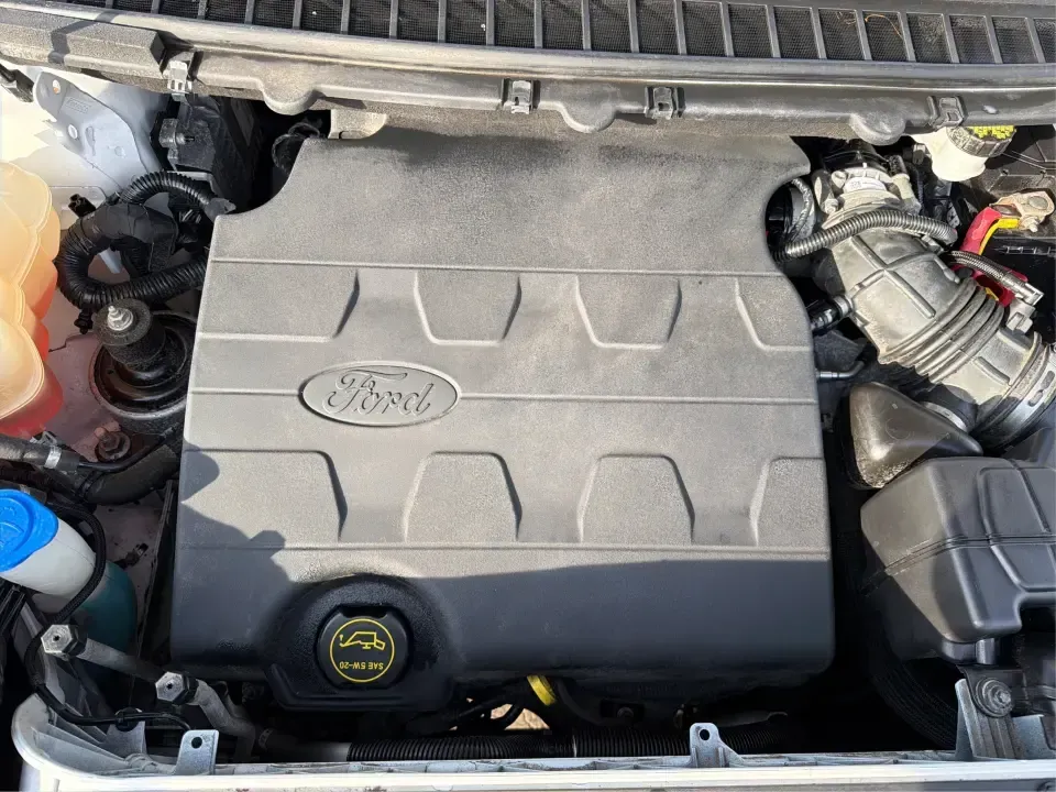 2017 Ford Edge Titanium (2FMPK4K87HB) with an 3.5L V6 DOHC 24V engine, 6A transmission, located at 880 E. National Road, Vandalia, OH, 45377, (937) 908-9800, 39.891918, -84.183594 - Pack up the family, load the cargo area, and point the hood toward your next weekend getaway-this 2017 Ford Edge Titanium is the kind of SUV that makes everyday life in Xenia easier and road trips across Ohio more comfortable. With confident AWD capability, a strong 3.5L V6, and premium Titanium ame - Photo#11