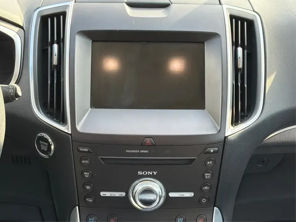 2017 Ford Edge Titanium (2FMPK4K87HB) with an 3.5L V6 DOHC 24V engine, 6A transmission, located at 880 E. National Road, Vandalia, OH, 45377, (937) 908-9800, 39.891918, -84.183594 - Pack up the family, load the cargo area, and point the hood toward your next weekend getaway-this 2017 Ford Edge Titanium is the kind of SUV that makes everyday life in Xenia easier and road trips across Ohio more comfortable. With confident AWD capability, a strong 3.5L V6, and premium Titanium ame - Photo#13