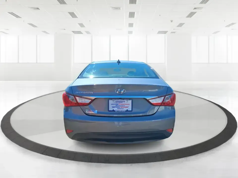 2014 Hyundai Sonata GLS (5NPEB4AC3EH) with an 2.4L I-4 gasoline direct injection engine, 6-Speed Automatic transmission, located at 1951 S Dayton Lakeview Rd., New Carlisle, OH, 45344, (937) 908-9800, 39.890999, -84.050255 - Need a dependable sedan for the daily drive to Wright-Patterson AFB, a comfortable commuter for I675 and Route 35, or an easygoing road-trip partner for weekends at Carillon Historical Park or the National Museum of the U.S. Air Force? This 2014 Hyundai Sonata GLS is built for real life in the Miami - Photo#3