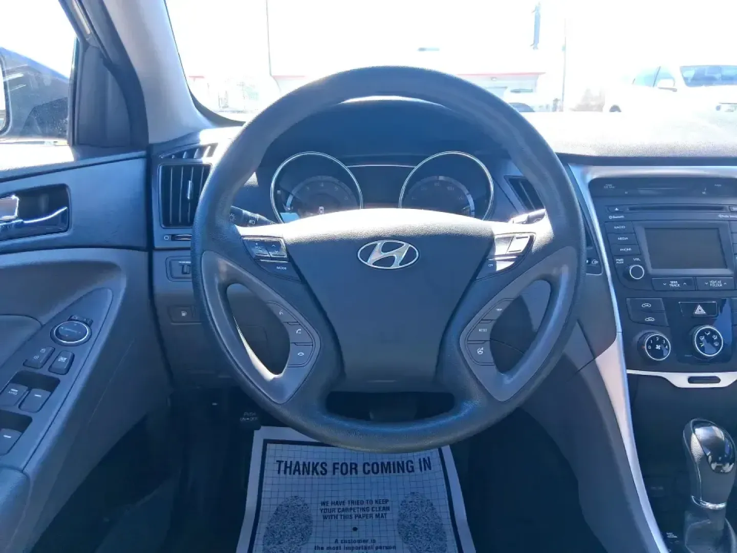 2014 Hyundai Sonata GLS (5NPEB4AC3EH) with an 2.4L I-4 gasoline direct injection engine, 6-Speed Automatic transmission, located at 1951 S Dayton Lakeview Rd., New Carlisle, OH, 45344, (937) 908-9800, 39.890999, -84.050255 - Need a dependable sedan for the daily drive to Wright-Patterson AFB, a comfortable commuter for I675 and Route 35, or an easygoing road-trip partner for weekends at Carillon Historical Park or the National Museum of the U.S. Air Force? This 2014 Hyundai Sonata GLS is built for real life in the Miami - Photo#16
