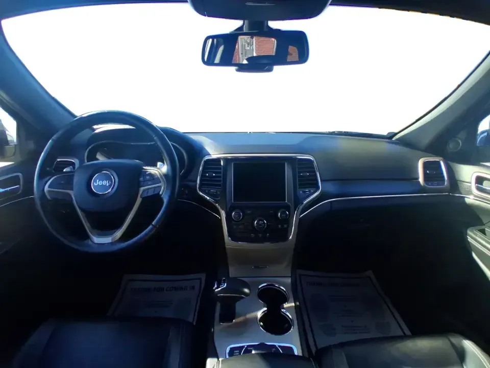 2015 Jeep Grand Cherokee Limited (1C4RJFBG5FC) with an 3.6L V6 DOHC 24V engine, 8-Speed Automatic transmission, located at 401 Woodman Dr, Riverside, OH, 45431, (937) 908-9800, 39.760899, -84.123421 - Picture your next weekend: you're loading up the family for a day at Carriage Hill MetroPark, cruising I675 with the heated steering wheel on, and still having the confidence to take the long way home when the weather turns. This 2015 Jeep Grand Cherokee Limited is built for real life in Riverside, - Photo#21