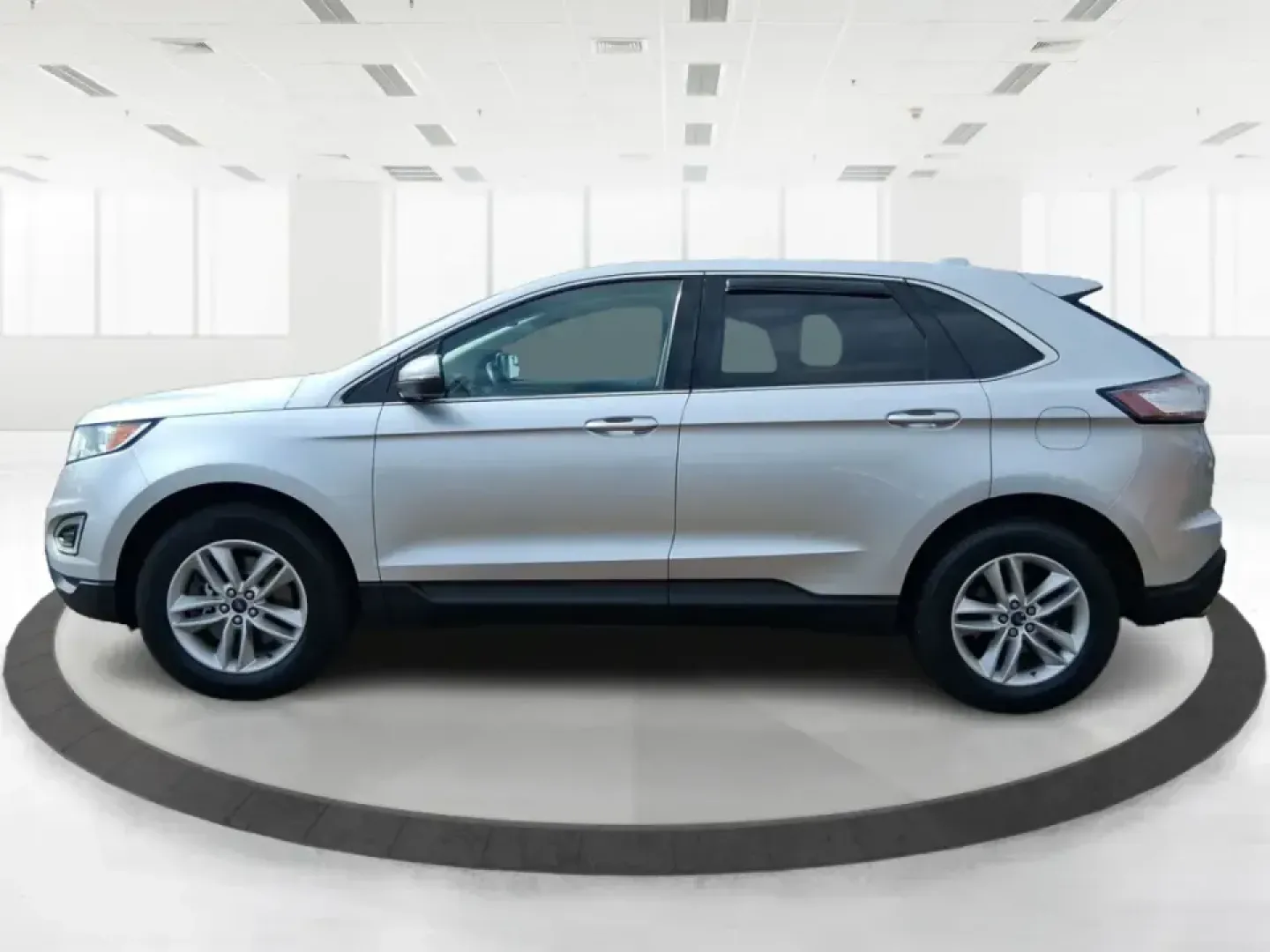 2016 Ford Edge SEL AWD (2FMPK4J88GB) with an 3.5L V6 DOHC 24V engine, 6A transmission, located at 1099 N County Rd 25A, Troy, OH, 45373, (937) 908-9800, 40.057079, -84.212883 - Picture your next road trip starting in Troy, Ohio-kids buckled in, playlists queued, and plenty of cargo space for coolers and sports gear-without giving up daily comfort for the commute down I-75. This 2016 Ford Edge SEL is the kind of SUV that fits real life: roomy for growing families, confident- Photo#5