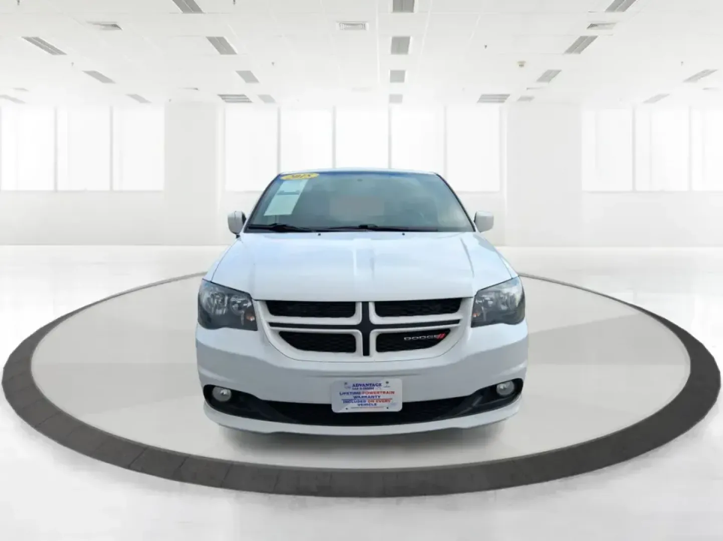 2015 Dodge Grand Caravan R/T (2C4RDGEG8FR) with an 3.6L V-6 DOHC engine, 6-Speed Automatic transmission, located at 8750 N County Rd 25A, Piqua, OH, 45356, (937) 908-9800, 40.164391, -84.232513 - Load up the kids, the cooler, and the weekend plans-this 2015 Dodge Grand Caravan R/T is built for real life in West Central Ohio, whether you're running the school drop-off line, commuting up I75, or heading out for a road-trip to Indian Lake. With family-friendly space, smart comfort features, and - Photo#7