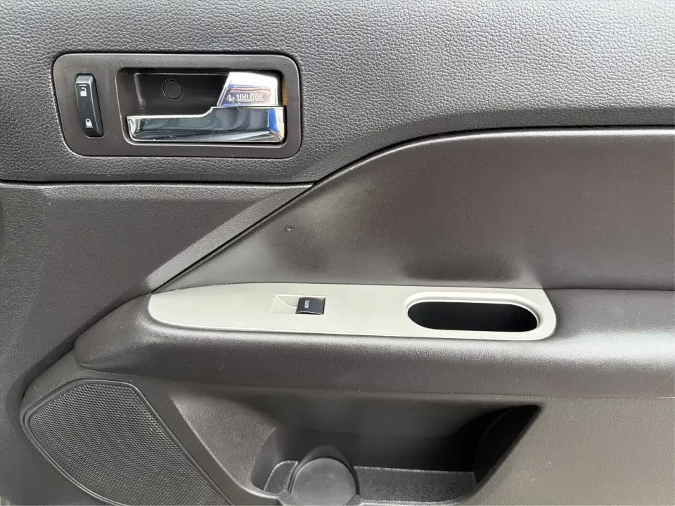 2012 Ford Fusion SEL (3FAHP0JG7CR) with an 3.0L V6 DOHC 24V engine, located at 1099 N County Rd 25A, Troy, OH, 45373, (937) 908-9800, 40.057079, -84.212883 - Need a dependable sedan that can handle the weekday commute to Dayton, quick runs up I75, and comfortable weekend drives through Miami County without draining your budget? This 2012 Ford Fusion SEL is a smart, real-world choice for drivers who want a smooth ride, confident power, and everyday practi - Photo#20