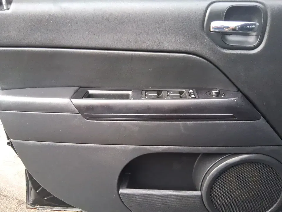 2015 Jeep Patriot Latitude (1C4NJRFB8FD) with an 2.4L I-4 DOHC engine, located at 1184 Kauffman Ave, Fairborn, OH, 45324, (937) 908-9800, 39.807072, -84.030914 - Weekend escapes, snowy school runs, and daily commutes down I75 all get easier when you've got an SUV that's ready for Ohio weather and real-life schedules. This **2015 Jeep Patriot Latitude 4WD** is a practical choice for drivers who want the Jeep look and capability without the oversized footprint - Photo#17