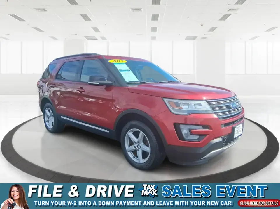 2017 Ford Explorer XLT (1FM5K8DH9HG) with an 2.3L L4 DOHC 16V engine, 6A transmission, located at 4508 South Dixie Dr, Moraine, OH, 45439, (937) 908-9800, 39.689976, -84.218452 - Weekend road trips to Caesar Creek, daily school drop-offs, or a comfortable commute down I75-this 2017 Ford Explorer XLT is built for real life in the Miami Valley. With three-row versatility, confident capability, and practical comfort, it's a smart choice for growing families, active couples, and - Photo#0