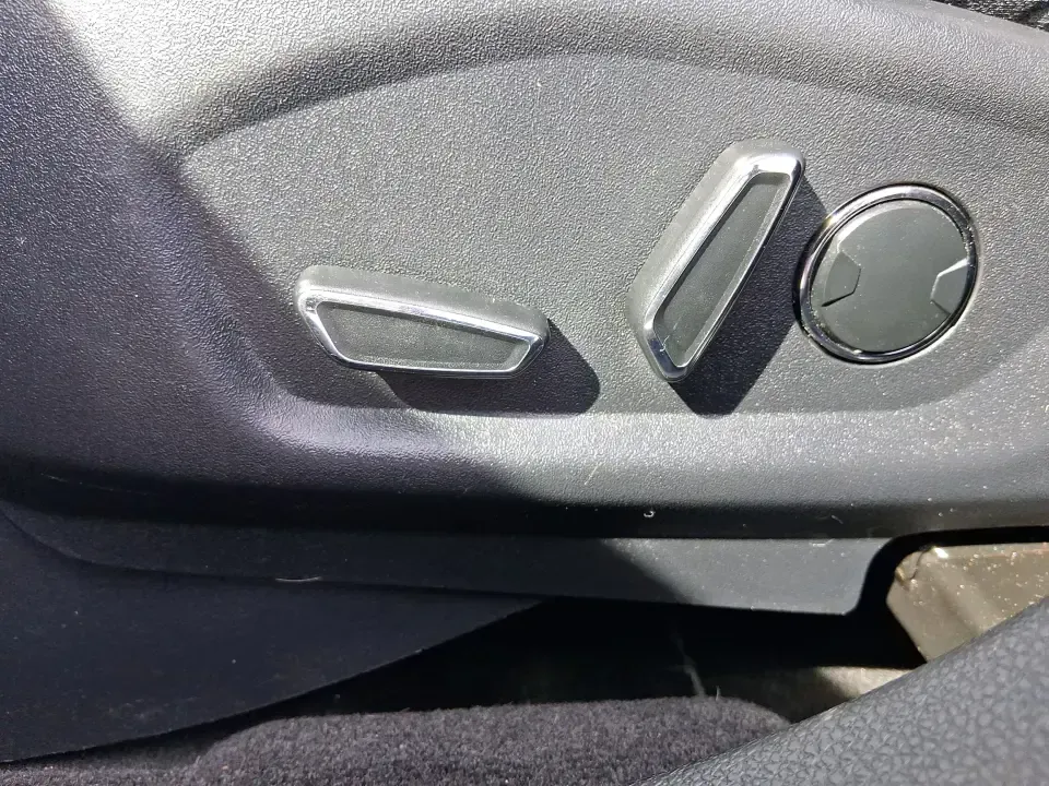 2017 Ford Explorer XLT (1FM5K8DH9HG) with an 2.3L L4 DOHC 16V engine, 6A transmission, located at 4508 South Dixie Dr, Moraine, OH, 45439, (937) 908-9800, 39.689976, -84.218452 - Weekend road trips to Caesar Creek, daily school drop-offs, or a comfortable commute down I75-this 2017 Ford Explorer XLT is built for real life in the Miami Valley. With three-row versatility, confident capability, and practical comfort, it's a smart choice for growing families, active couples, and - Photo#18