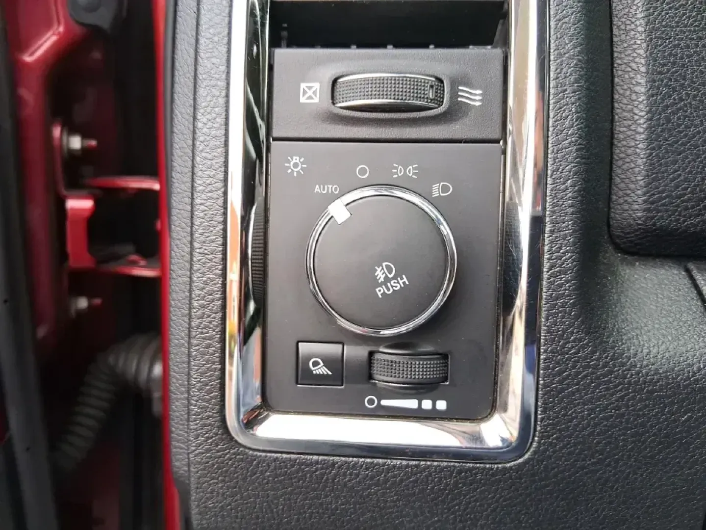 2014 Ram 1500 Sport (1C6RR7MT6ES) with an HEMI 5.7L V-8 variable valve control engine, 6-Speed Automatic transmission, located at 401 Woodman Dr, Riverside, OH, 45431, (937) 908-9800, 39.760899, -84.123421 - Need a truck that can handle weekday work, weekend getaways, and everything Ohio weather throws at you? This Flame Red Clearcoat 2014 Ram 1500 Sport Crew Cab 4WD is built for real life-hauling project supplies to a home in Riverside, towing toys for a day near Eastwood MetroPark, or loading up the f - Photo#16