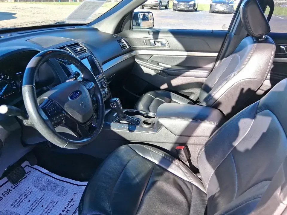 2018 Ford Explorer XLT (1FM5K7D80JG) with an EcoBoost 2.3L I-4 gasoline direct injection engine, 6A transmission, located at 1099 N County Rd 25A, Troy, OH, 45373, (937) 908-9800, 40.057079, -84.212883 - Pack up the kids, cue up your favorite playlist, and point the hood toward a weekend getaway-this 2018 Ford Explorer XLT is the kind of SUV that fits real life in Troy, Ohio. Whether you're shuttling to practice, commuting up I75, or planning a day trip to Charleston Falls Preserve, the Explorer's r - Photo#9
