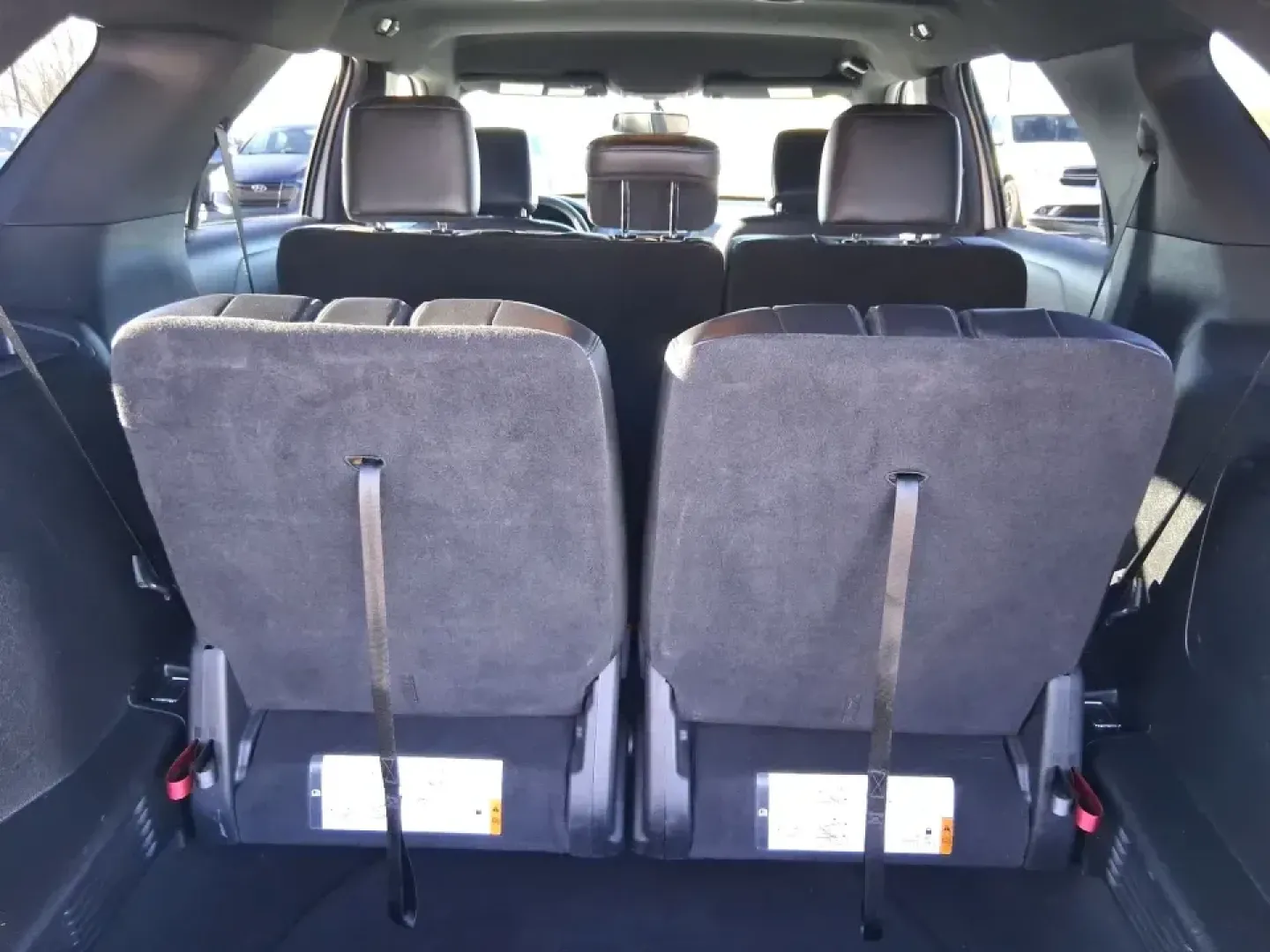 2018 Ford Explorer XLT (1FM5K7D80JG) with an EcoBoost 2.3L I-4 gasoline direct injection engine, 6A transmission, located at 1099 N County Rd 25A, Troy, OH, 45373, (937) 908-9800, 40.057079, -84.212883 - Pack up the kids, cue up your favorite playlist, and point the hood toward a weekend getaway-this 2018 Ford Explorer XLT is the kind of SUV that fits real life in Troy, Ohio. Whether you're shuttling to practice, commuting up I75, or planning a day trip to Charleston Falls Preserve, the Explorer's r - Photo#12