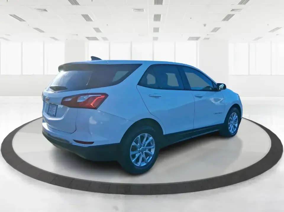 2018 Chevrolet Equinox LS (3GNAXHEV0JS) with an 1.5L I-4 gasoline direct injection engine, 6A transmission, located at 1951 S Dayton Lakeview Rd., New Carlisle, OH, 45344, (937) 908-9800, 39.890999, -84.050255 - 2018 Chevrolet Equinox LS - Photo#2