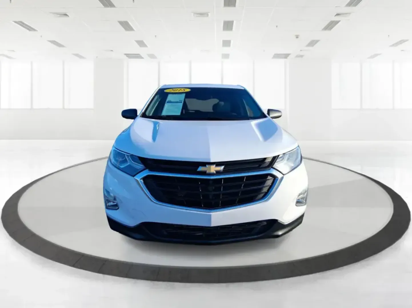 2018 Chevrolet Equinox LS (3GNAXHEV0JS) with an 1.5L I-4 gasoline direct injection engine, 6A transmission, located at 1951 S Dayton Lakeview Rd., New Carlisle, OH, 45344, (937) 908-9800, 39.890999, -84.050255 - Picture your next Ohio weekend: groceries and sports gear loaded up, the kids comfortable in back, and you're cruising from New Carlisle to Dayton or Springfield with a small SUV that's easy to park, confident on I70, and efficient enough for daily commuting. This 2018 Chevrolet Equinox LS is built - Photo#7