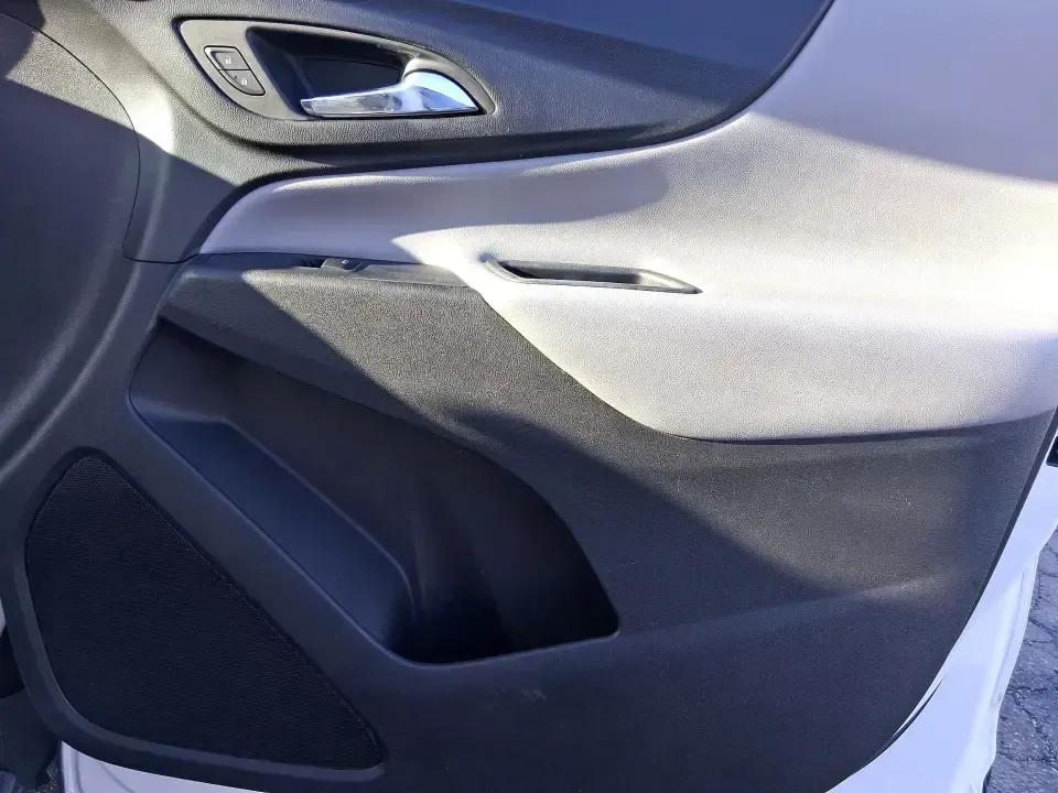 2018 Chevrolet Equinox LS (3GNAXHEV0JS) with an 1.5L I-4 gasoline direct injection engine, 6A transmission, located at 1951 S Dayton Lakeview Rd., New Carlisle, OH, 45344, (937) 908-9800, 39.890999, -84.050255 - 2018 Chevrolet Equinox LS - Photo#19