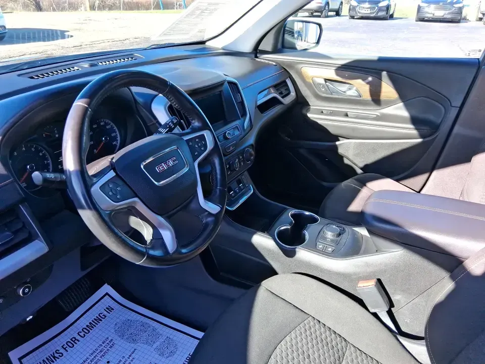 2018 GMC Terrain SLE (3GKALMEV3JL) with an 1.4L L4 DOHC 16V TURBO engine, 6A transmission, located at 1184 Kauffman Ave, Fairborn, OH, 45324, (937) 908-9800, 39.807072, -84.030914 - 2018 GMC Terrain SLE - Photo#9