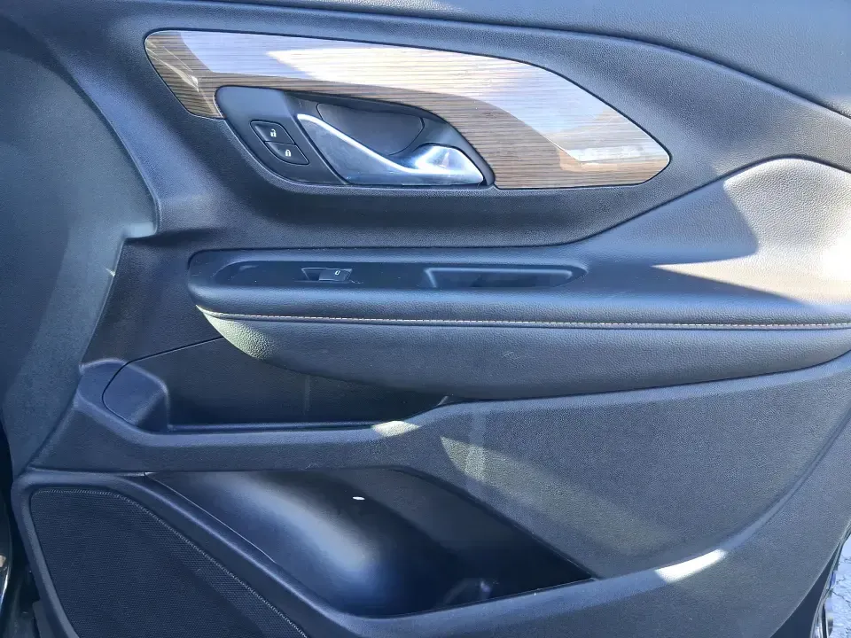 2018 GMC Terrain SLE (3GKALMEV3JL) with an 1.4L L4 DOHC 16V TURBO engine, 6A transmission, located at 1184 Kauffman Ave, Fairborn, OH, 45324, (937) 908-9800, 39.807072, -84.030914 - 2018 GMC Terrain SLE - Photo#20