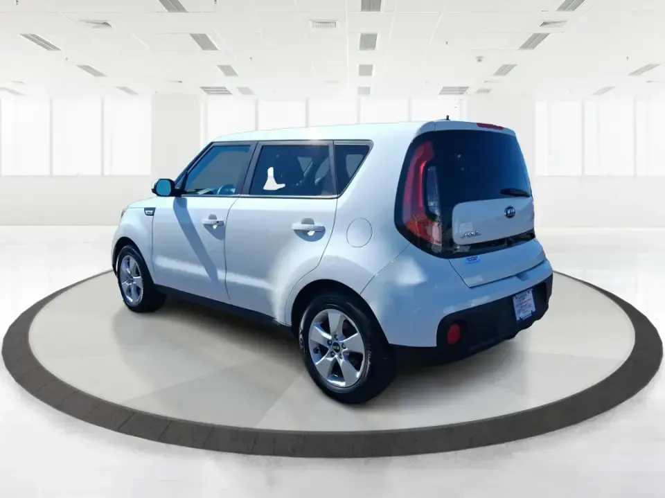 2019 Kia Soul Base 6M (KNDJN2A20K7) with an 1.6L L4 DOHC 16V engine, 6M transmission, located at 1230 East Main St, Xenia, OH, 45385, (937) 908-9800, 39.688026, -83.910172 - Need a practical commuter that's easy to park in downtown Xenia, roomy enough for groceries and sports gear, and ready for quick weekend runs out toward Caesar Creek? This 2019 Kia Soul Base is built for real-life Ohio driving-whether you're heading up US-35 toward Dayton for work, cruising to local - Photo#4