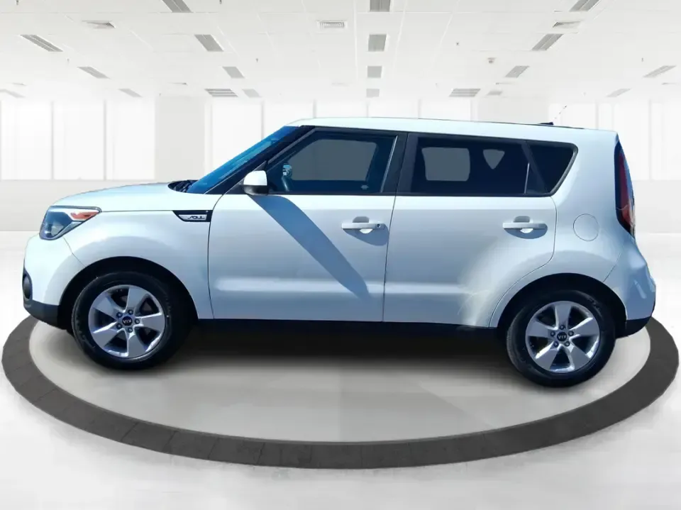 2019 Kia Soul Base 6M (KNDJN2A20K7) with an 1.6L L4 DOHC 16V engine, 6M transmission, located at 1230 East Main St, Xenia, OH, 45385, (937) 908-9800, 39.688026, -83.910172 - Need a practical commuter that's easy to park in downtown Xenia, roomy enough for groceries and sports gear, and ready for quick weekend runs out toward Caesar Creek? This 2019 Kia Soul Base is built for real-life Ohio driving-whether you're heading up US-35 toward Dayton for work, cruising to local - Photo#5