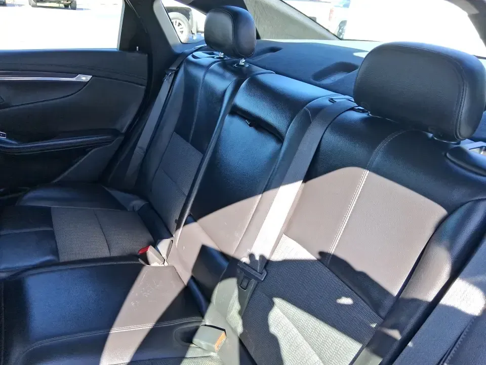 2017 Chevrolet Impala 1LT (1G1105S39HU) with an Ecotec 2.5L I-4 gasoline direct injection engine, 6A transmission, located at 8750 N County Rd 25A, Piqua, OH, 45356, (937) 908-9800, 40.164391, -84.232513 - Need a comfortable, confidence-inspiring sedan for long commutes up I75, daily school drop-offs, or weekend drives to the Miami County Fairgrounds? This 2017 Chevrolet Impala 1LT delivers big-car space, smooth highway manners, and smart tech-an ideal fit for busy families, rideshare drivers, and any - Photo#10