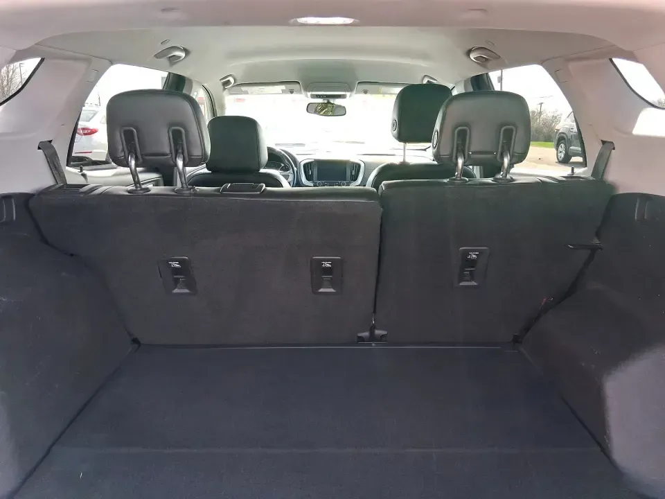 2019 GMC Terrain SLT (3GKALVEV0KL) with an 1.4L L4 DOHC 16V TURBO engine, 6A transmission, located at 1099 N County Rd 25A, Troy, OH, 45373, (937) 908-9800, 40.057079, -84.212883 - Weekend getaways to Hocking Hills, ski trips up I-75, and daily school-and-work shuttles around Miami County all feel easier in a compact SUV that's comfortable, confident, and ready for changing Ohio weather. This 2019 GMC Terrain SLT in Quicksilver Metallic fits that lifestyle with a refined cabin - Photo#11