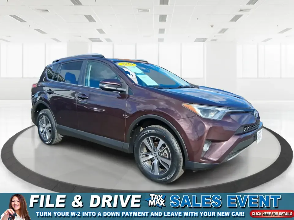 photo of 2016 Toyota RAV4 XLE