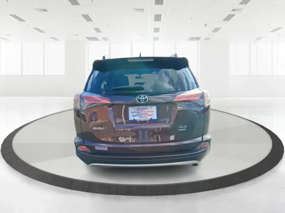 2016 Toyota RAV4 XLE (2T3RFREV9GW) with an 2.5L I-4 DOHC engine, 6A transmission, located at 401 Woodman Dr, Riverside, OH, 45431, (937) 908-9800, 39.760899, -84.123421 - Weekend road trips to Eastwood MetroPark, snowy commutes up I675, and everyday school-and-grocery runs around Riverside all get easier when you're driving an SUV that's ready for real life. This 2016 Toyota RAV4 XLE in eye-catching Barcelona Red Metallic blends Toyota reliability with the versatilit - Photo#3