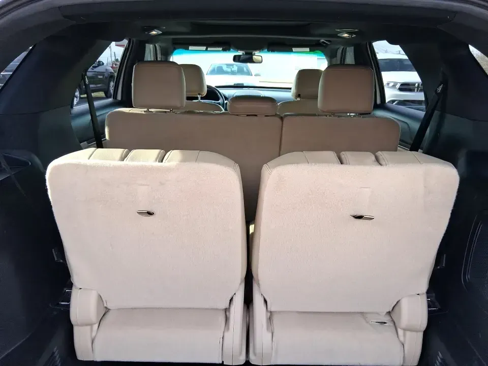 2017 Ford Explorer Limited (1FM5K8F88HG) with an EcoBoost 2.3L I-4 gasoline direct injection engine, 6A transmission, located at 1951 S Dayton Lakeview Rd., New Carlisle, OH, 45344, (937) 908-9800, 39.890999, -84.050255 - Pack up the crew, point the hood toward the next weekend getaway, and let one SUV handle the school run, the grocery haul, and the road trip to Hocking Hills without breaking a sweat. This 2017 Ford Explorer Limited 4WD in White Platinum Metallic Tri-Coat is built for real life in Ohio-comfortable f - Photo#12