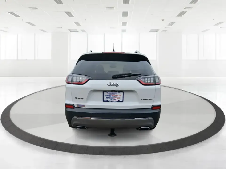 2019 Jeep Cherokee Limited 4x4 (1C4PJMDX5KD) with an 3.2L V6 DOHC 24V engine, 9A transmission, located at 1184 Kauffman Ave, Fairborn, OH, 45324, (937) 908-9800, 39.807072, -84.030914 - Load up the family, point the hood toward the next weekend getaway, and let the road decide the plan-this 2019 Jeep Cherokee Limited 4x4 is built for real-life Ohio driving, from rainy school runs to spontaneous trips up I75. With confident 4x4 capability, a smooth 9-speed automatic, and a strong 3. - Photo#3