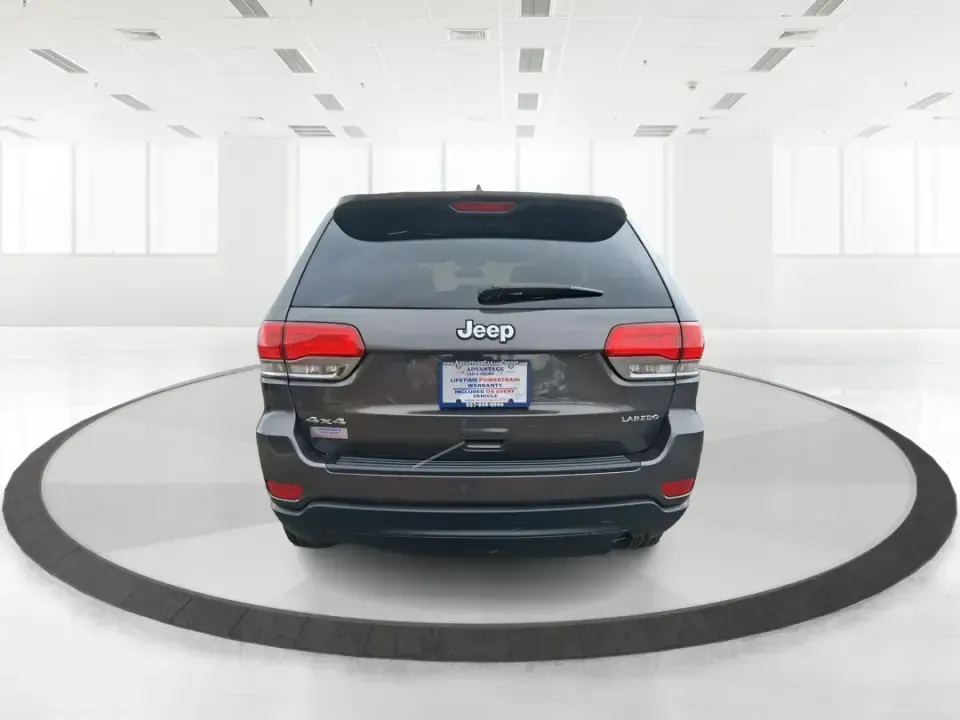 2015 Jeep Grand Cherokee Laredo (1C4RJFAG5FC) with an 3.6L V-6 DOHC engine, 8-Speed Automatic transmission, located at 1951 S Dayton Lakeview Rd., New Carlisle, OH, 45344, (937) 908-9800, 39.890999, -84.050255 - Need one SUV that can handle school drop-offs in the morning, a smooth I75 commute at lunchtime, and a last-minute weekend escape to the Miami Valley trails? This 2015 Jeep Grand Cherokee Laredo 4WD is built for real life in Troy, Ohio-comfortable enough for daily driving, confident enough for unpre - Photo#3