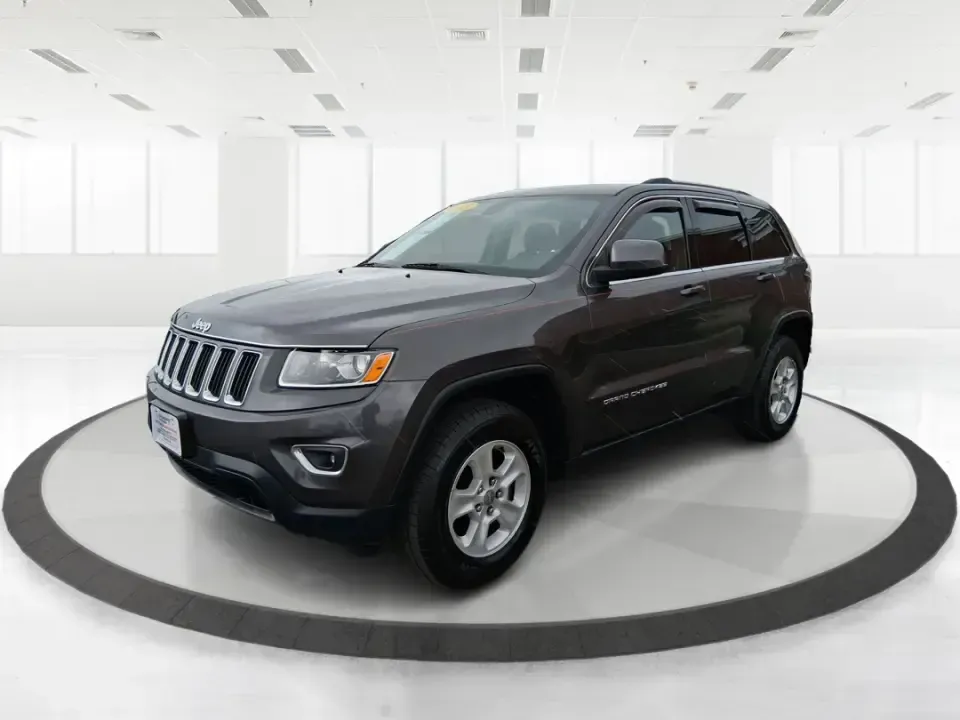 2015 Jeep Grand Cherokee Laredo (1C4RJFAG5FC) with an 3.6L V-6 DOHC engine, 8-Speed Automatic transmission, located at 1951 S Dayton Lakeview Rd., New Carlisle, OH, 45344, (937) 908-9800, 39.890999, -84.050255 - Need one SUV that can handle school drop-offs in the morning, a smooth I75 commute at lunchtime, and a last-minute weekend escape to the Miami Valley trails? This 2015 Jeep Grand Cherokee Laredo 4WD is built for real life in Troy, Ohio-comfortable enough for daily driving, confident enough for unpre - Photo#8