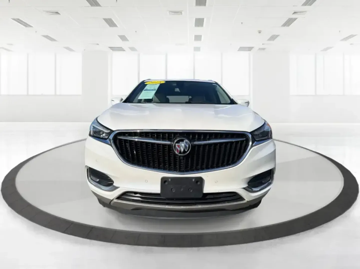 2018 Buick Enclave Premium (5GAEVBKW6JJ) with an 3.6L V-6 gasoline direct injection engine, 9A transmission, located at 1230 East Main St, Xenia, OH, 45385, (937) 908-9800, 39.688026, -83.910172 - Pack the kids, queue up a playlist, and point the nose toward your next weekend getaway-this 2018 Buick Enclave Premium is built for real life in Troy, Ohio, whether you're doing school drop-offs, a long commute down I-75, or a comfortable road trip to Dayton, Columbus, or the Miami Valley. With thr - Photo#7