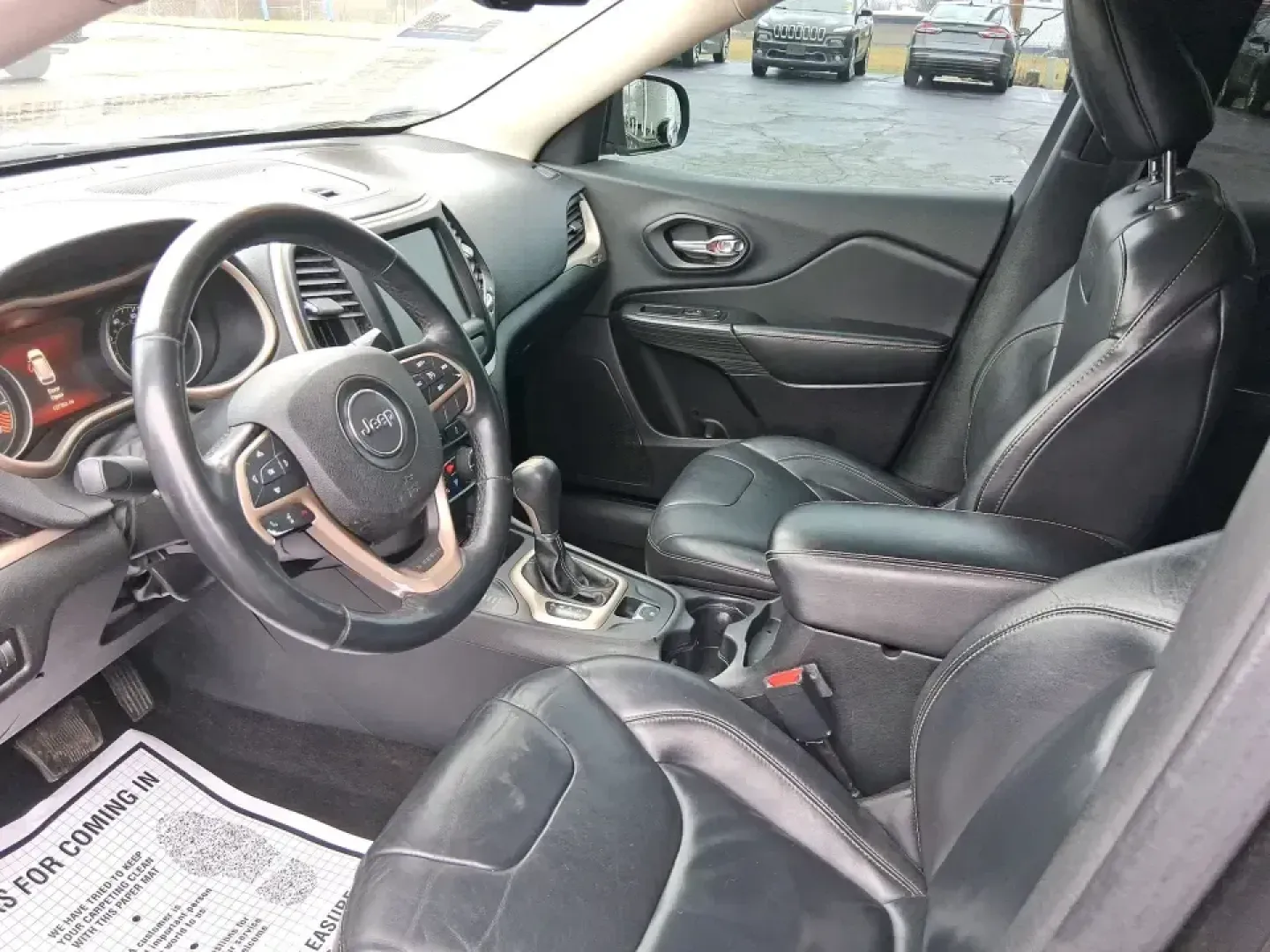 2015 Jeep Cherokee Limited (1C4PJMDBXFW) with an 2.4L L4 DOHC 16V engine, 9-Speed Automatic transmission, located at 401 Woodman Dr, Riverside, OH, 45431, (937) 908-9800, 39.760899, -84.123421 - Need one vehicle that can handle the weekday grind and still feel ready for a last-minute getaway? This 2015 Jeep Cherokee Limited 4WD in Brilliant Black Crystal Pearlcoat is built for Riverside life-comfortable for daily commutes, confident in Ohio weather, and versatile enough for road trips, socc - Photo#9