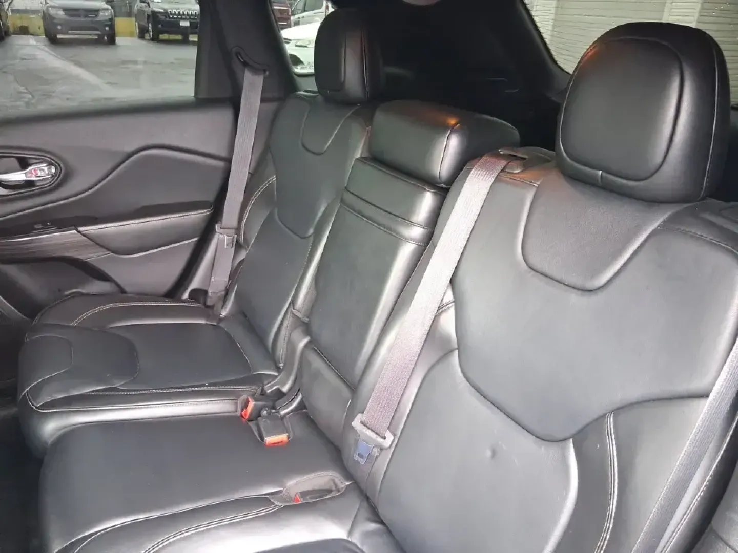 2015 Jeep Cherokee Limited (1C4PJMDBXFW) with an 2.4L L4 DOHC 16V engine, 9-Speed Automatic transmission, located at 401 Woodman Dr, Riverside, OH, 45431, (937) 908-9800, 39.760899, -84.123421 - Need one vehicle that can handle the weekday grind and still feel ready for a last-minute getaway? This 2015 Jeep Cherokee Limited 4WD in Brilliant Black Crystal Pearlcoat is built for Riverside life-comfortable for daily commutes, confident in Ohio weather, and versatile enough for road trips, socc - Photo#10