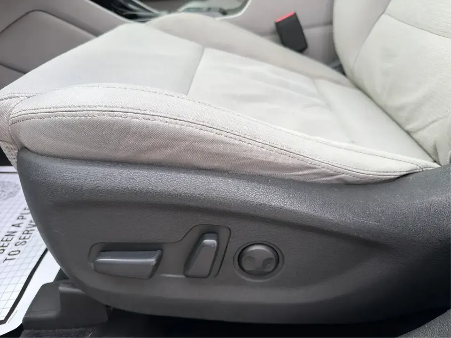 2019 Hyundai Tucson Value (KM8J33A41KU) with an Nu 2L I-4 gasoline direct injection engine, 6A transmission, located at 8750 N County Rd 25A, Piqua, OH, 45356, (937) 908-9800, 40.164391, -84.232513 - Picture your next Ohio weekend: loading up the cooler, tossing sports gear in the back, and cruising from Piqua to a family cookout or a quick getaway-without stressing about space, comfort, or the road ahead. This **2019 Hyundai Tucson Value** in **White Pearl** is the kind of compact SUV that fits - Photo#17