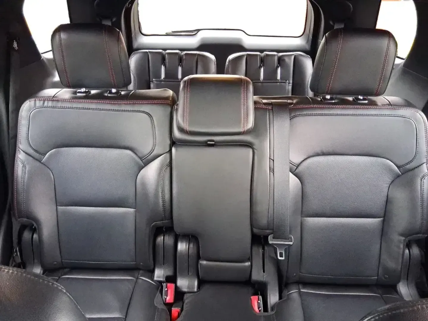 2018 Ford Explorer Sport (1FM5K8GT1JG) with an EcoBoost 3.5L V-6 gasoline direct injection engine, 6A transmission, located at 401 Woodman Dr, Riverside, OH, 45431, (937) 908-9800, 39.760899, -84.123421 - Life moves fast in the Miami Valley-school drop-offs, long commutes, weekend tournaments, and spontaneous road trips down I675 or over to Downtown Dayton-and you need an SUV that can keep up comfortably in every season. This 2018 Ford Explorer Sport in Shadow Black is built for families, commuters, - Photo#14