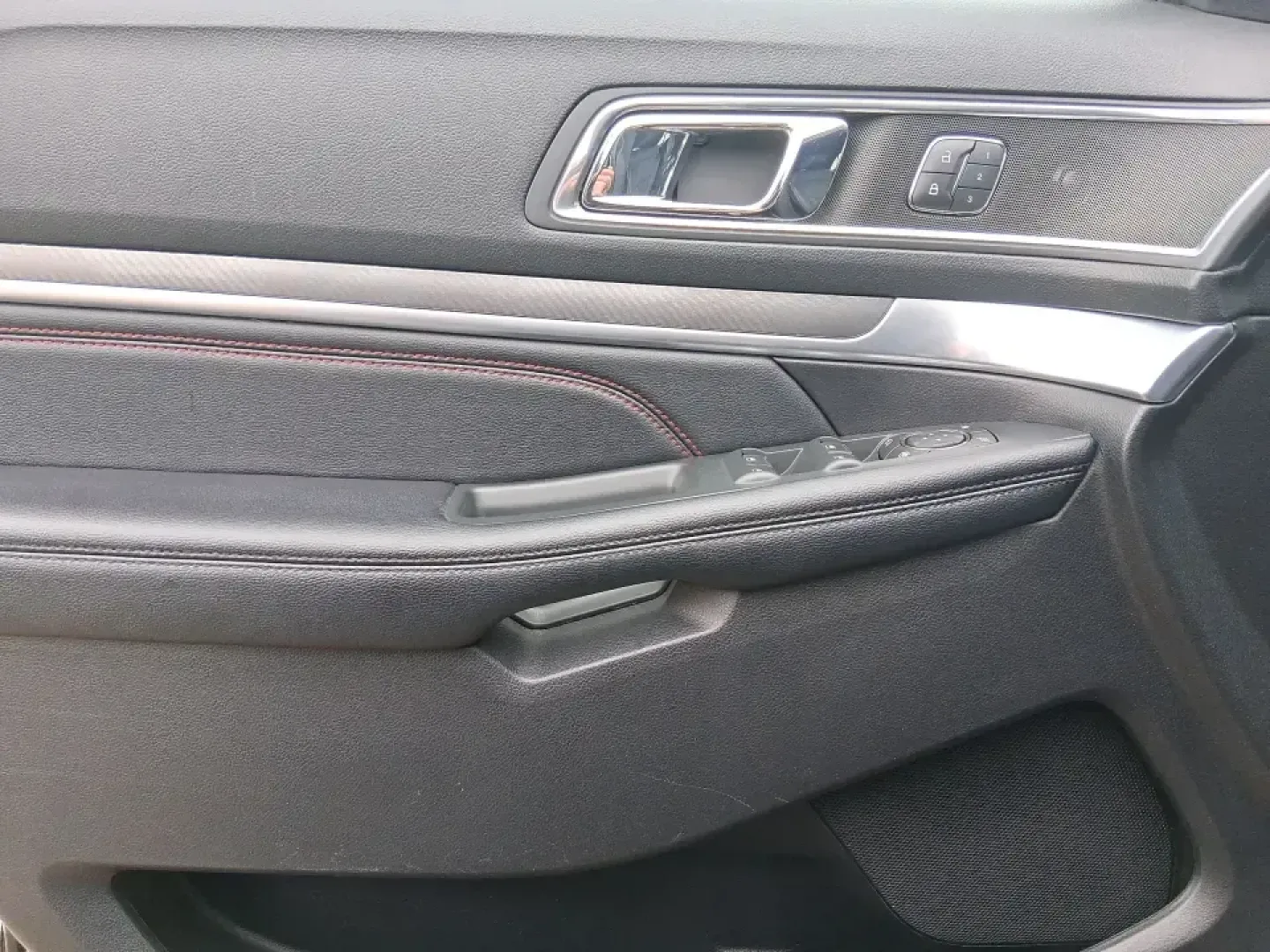 2018 Ford Explorer Sport (1FM5K8GT1JG) with an EcoBoost 3.5L V-6 gasoline direct injection engine, 6A transmission, located at 401 Woodman Dr, Riverside, OH, 45431, (937) 908-9800, 39.760899, -84.123421 - Life moves fast in the Miami Valley-school drop-offs, long commutes, weekend tournaments, and spontaneous road trips down I675 or over to Downtown Dayton-and you need an SUV that can keep up comfortably in every season. This 2018 Ford Explorer Sport in Shadow Black is built for families, commuters, - Photo#19