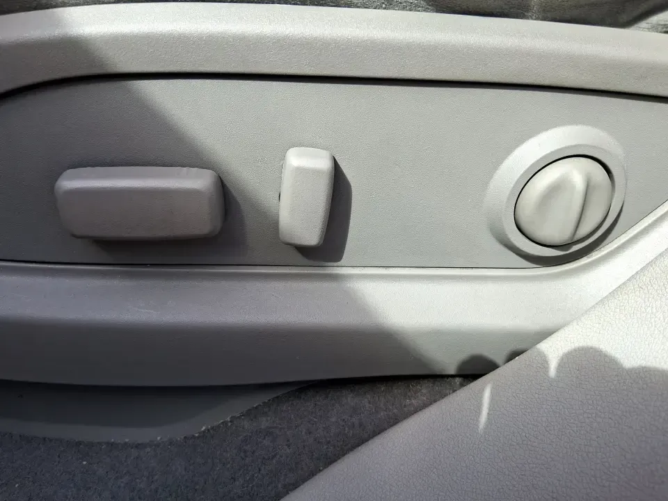 2015 Buick Enclave Convenience (5GAKRAKD3FJ) with an 3.6L V-6 gasoline direct injection engine, 6-Speed Automatic Overdrive transmission, located at 1184 Kauffman Ave, Fairborn, OH, 45324, (937) 908-9800, 39.807072, -84.030914 - Load up the kids, the dog, and everyone's weekend plans-this 2015 Buick Enclave Convenience is built for real life in Fairborn, from school drop-offs and grocery runs to road trips out toward Hocking Hills or a day at Wright-Patterson Air Force Base. With three-row versatility, a smooth ride, and co - Photo#17