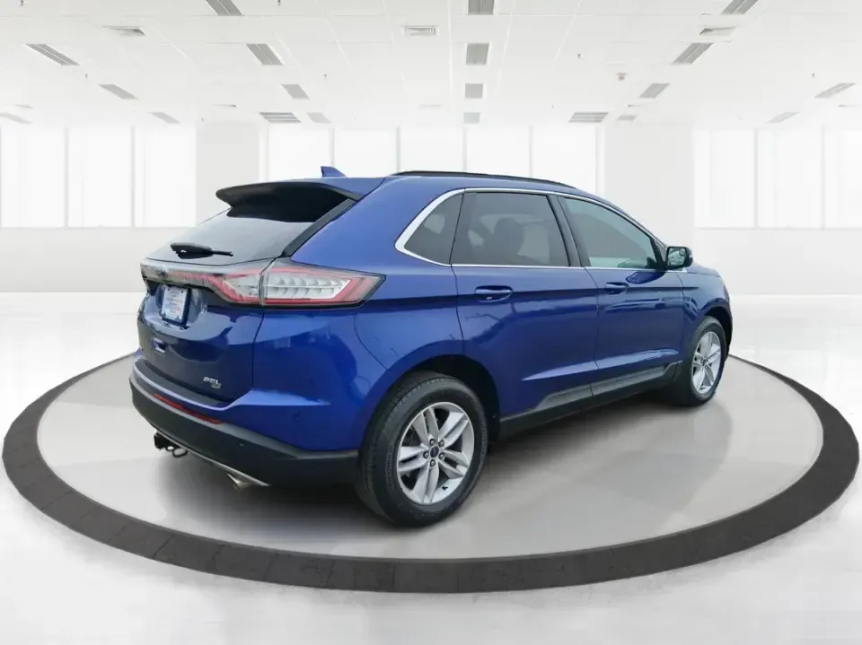 2015 Ford Edge SEL (2FMPK4J88FB) with an 3.5L V6 DOHC 24V engine, 6A transmission, located at 1951 S Dayton Lakeview Rd., New Carlisle, OH, 45344, (937) 908-9800, 39.890999, -84.050255 - Picture your next Ohio weekend: a quick grocery run through New Carlisle turns into a spontaneous drive out toward the Mad River, a family outing near the Clark County Fairgrounds, or an easy road trip down I70 and I675 with everyone comfortable and your gear packed. This 2015 Ford Edge SEL is built - Photo#2