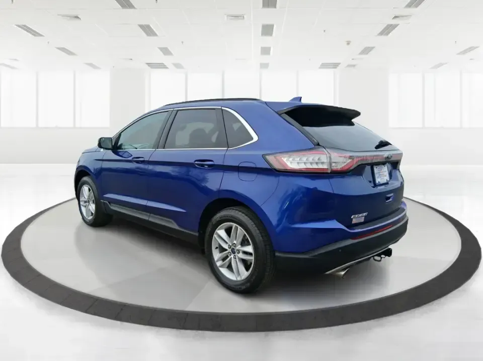 2015 Ford Edge SEL (2FMPK4J88FB) with an 3.5L V6 DOHC 24V engine, 6A transmission, located at 1099 N County Rd 25A, Troy, OH, 45373, (937) 908-9800, 40.057079, -84.212883 - Picture your next Ohio weekend: a quick grocery run through New Carlisle turns into a spontaneous drive out toward the Mad River, a family outing near the Clark County Fairgrounds, or an easy road trip down I70 and I675 with everyone comfortable and your gear packed. This 2015 Ford Edge SEL is built - Photo#4